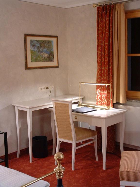 Altstadthotel Braeuwirt Weiden in der Oberpfalz Habitación foto
