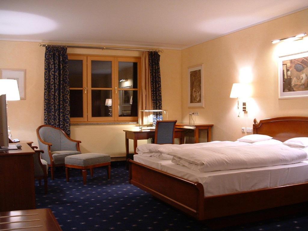 Altstadthotel Braeuwirt Weiden in der Oberpfalz Habitación foto