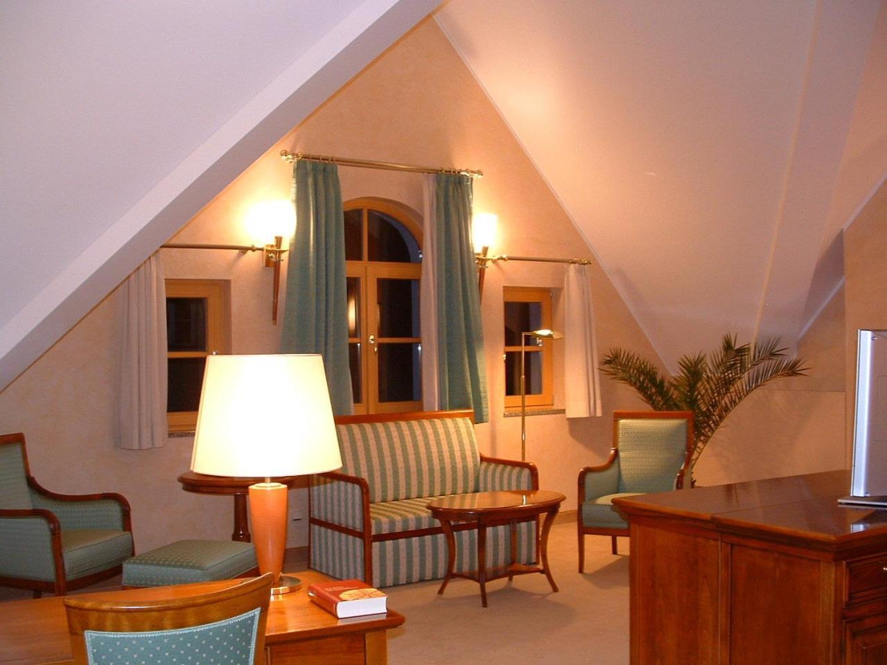 Altstadthotel Braeuwirt Weiden in der Oberpfalz Exterior foto