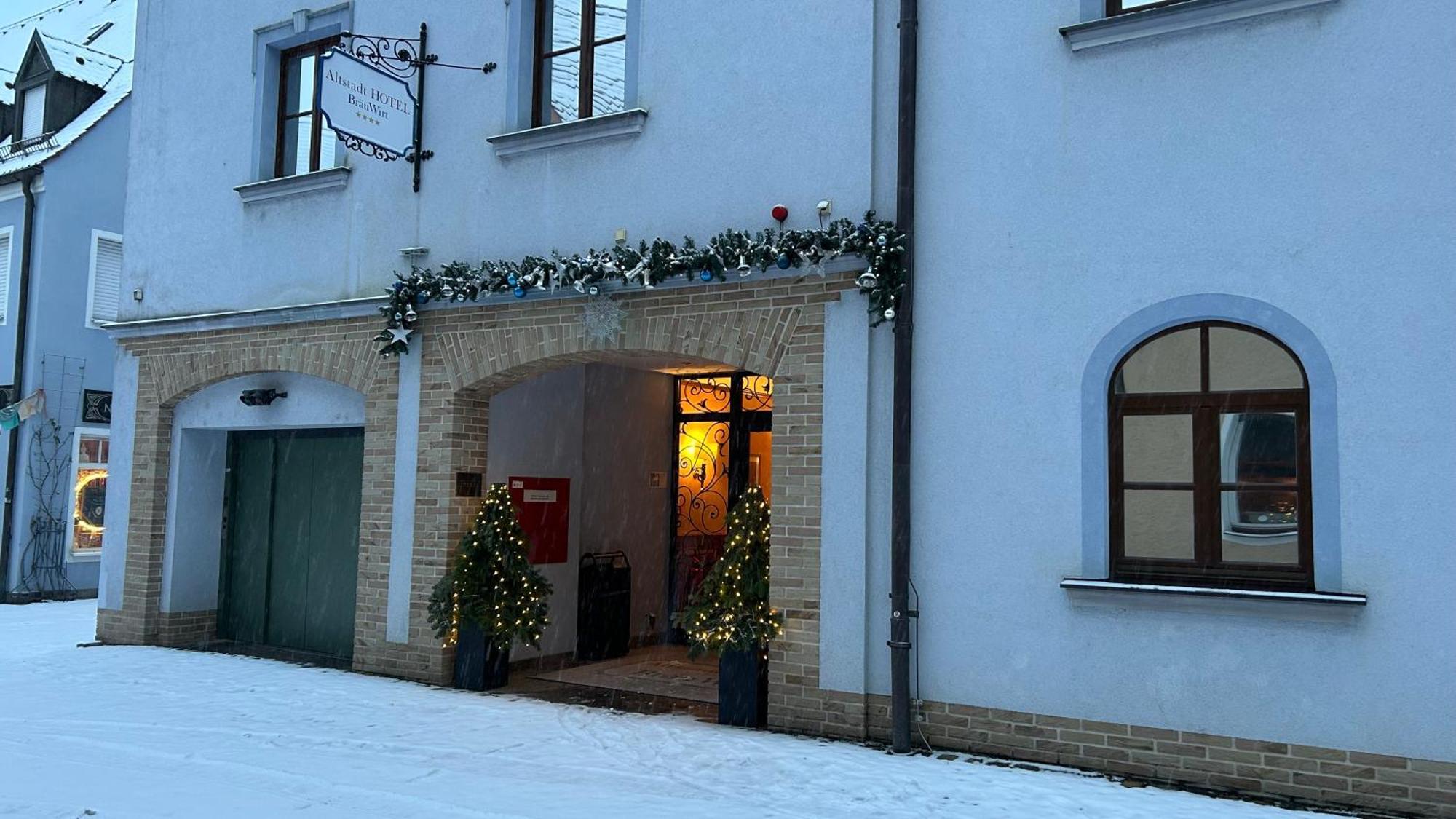 Altstadthotel Braeuwirt Weiden in der Oberpfalz Exterior foto